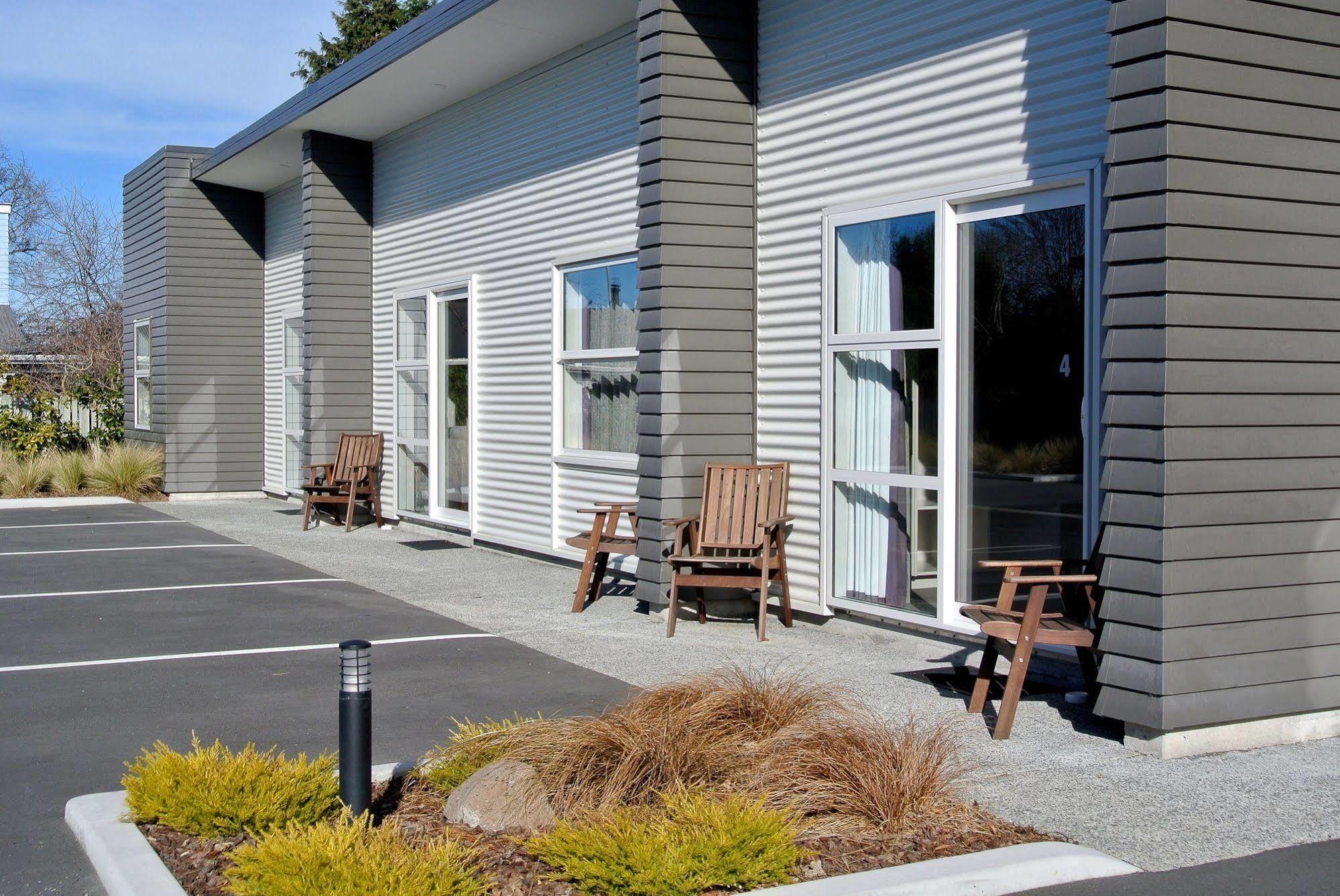Oxford Village Motels Exteriör bild