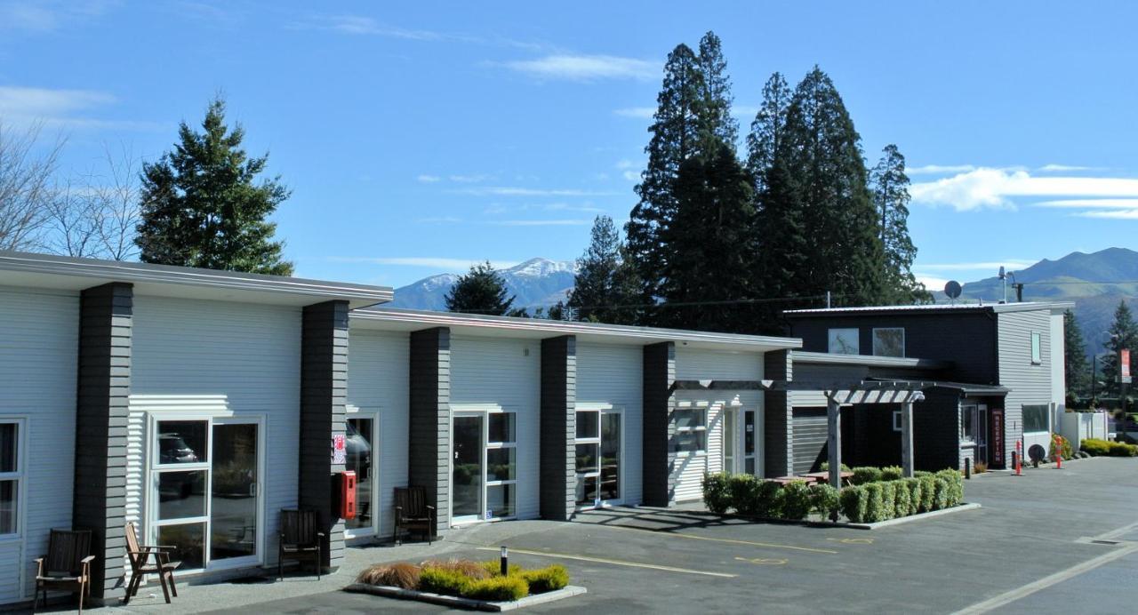 Oxford Village Motels Exteriör bild